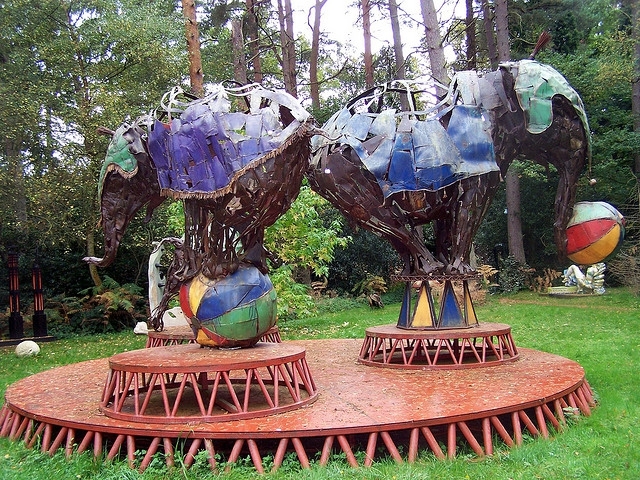 Парк необычных скульптур «Valley»