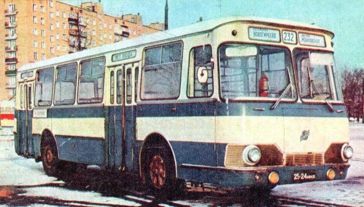 Автобус детства моего - ЛиАЗ-677