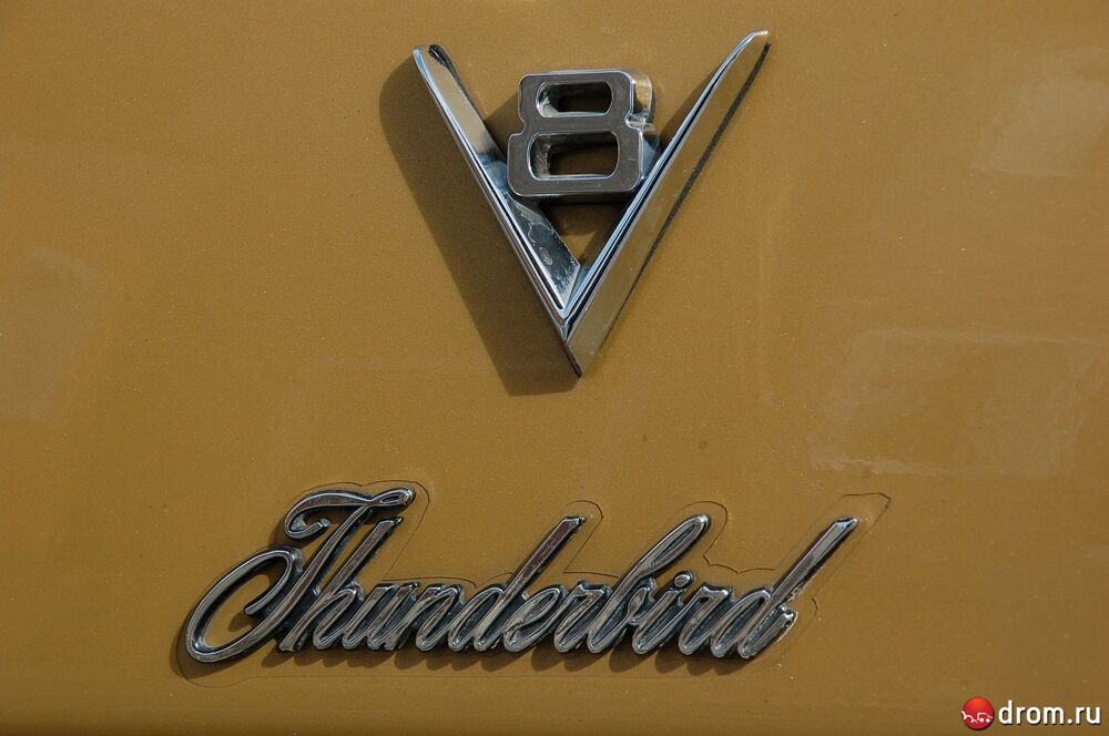Ford Thunderbird 1976 г.в. на каждый день
