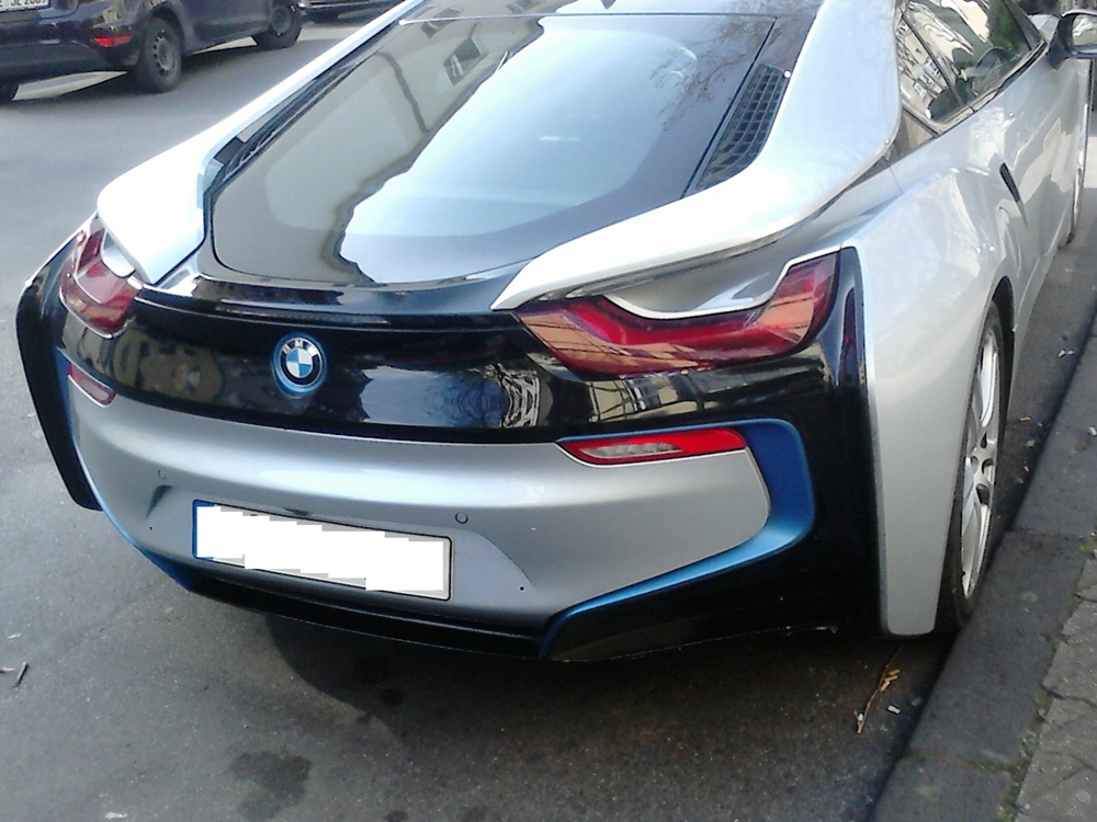 Новый BMW i8