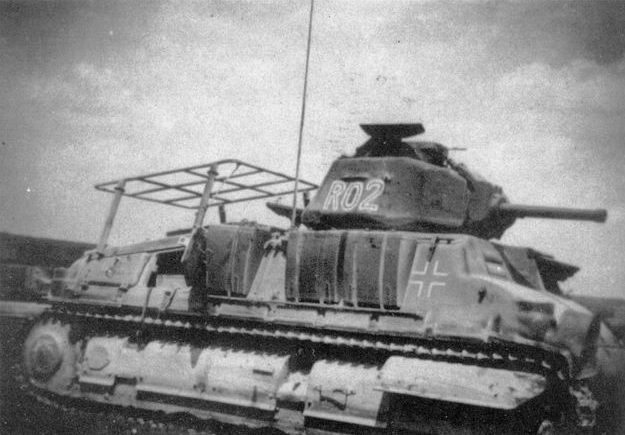 Символика фашистов и NATO.