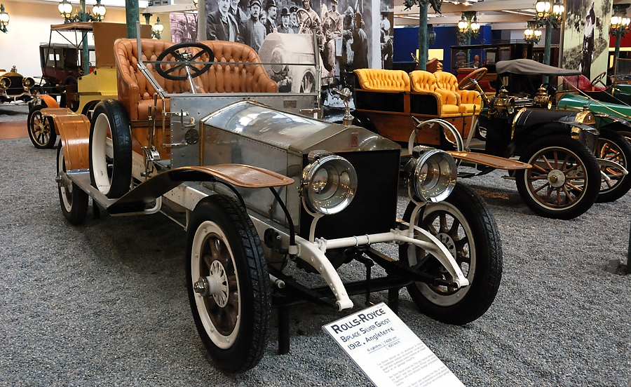 Автомобильный музей  Cite de l'automobile
