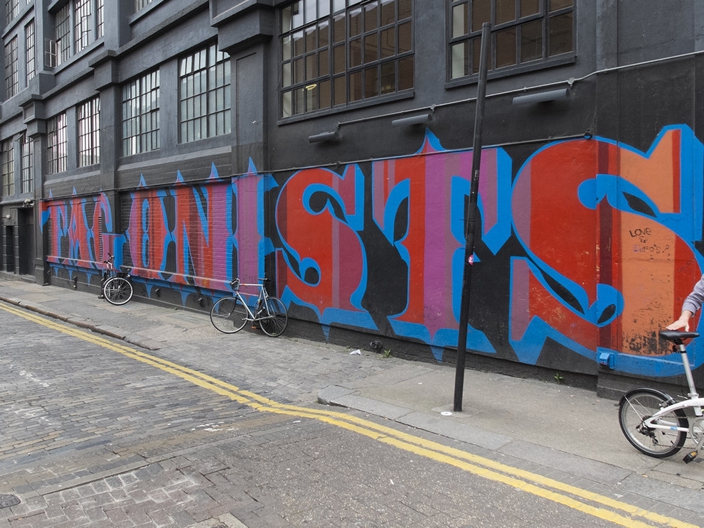 Стрит-арт на улицах Лондона