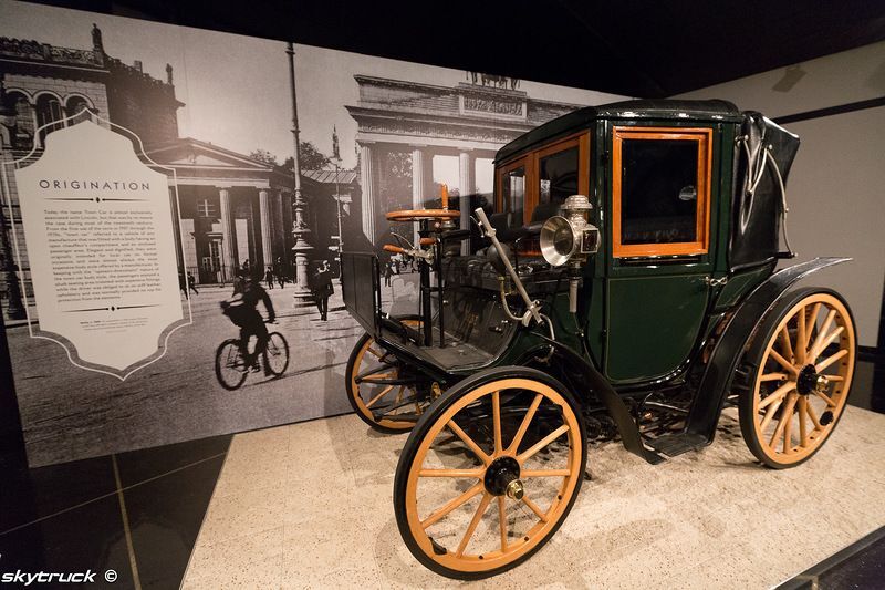 Petersen Automotive Museum