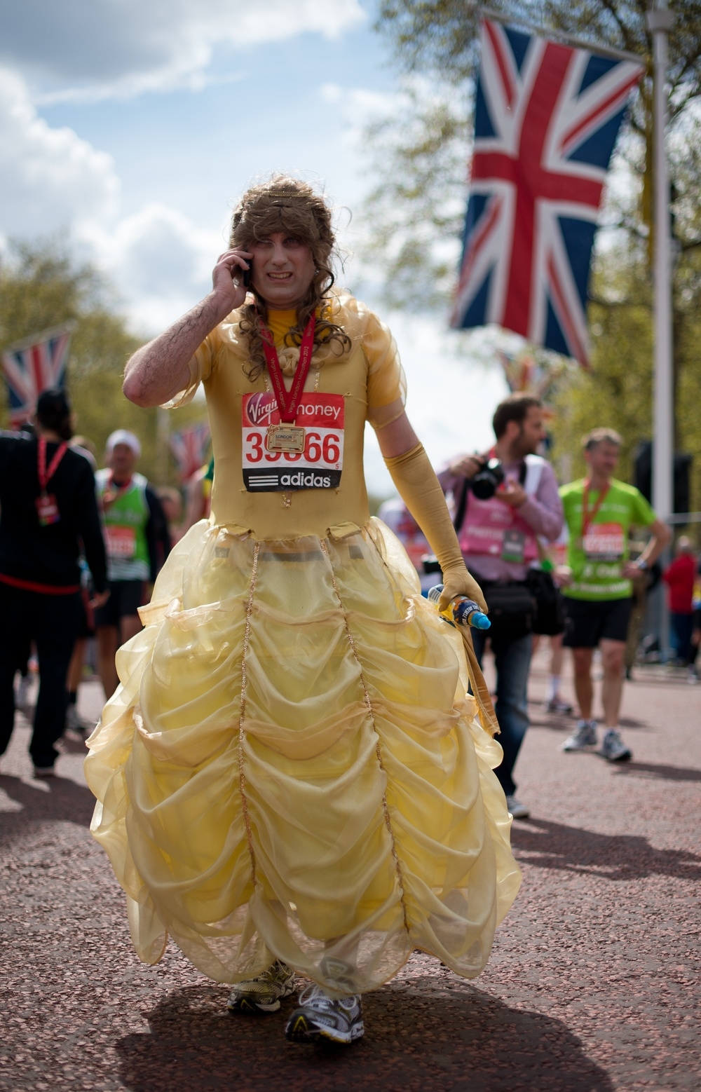 Лучшие костюмы бегунов лондонского марафона