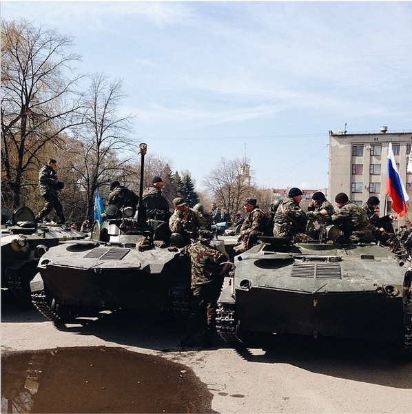 Украинская армия переходит на сторону народа !!!