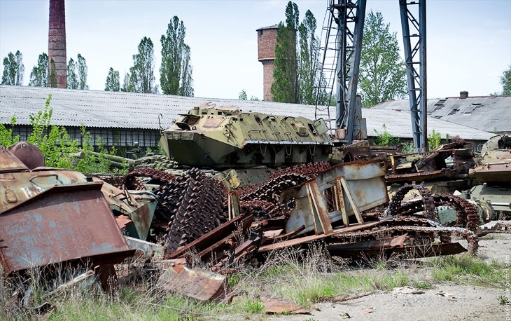 Кладбище танков или сказ о былом величии. 14 фото + 1 видео