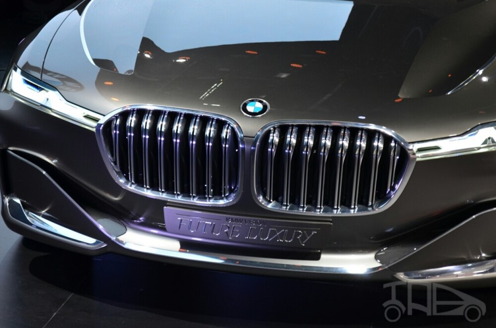 Концепт роскошного седана от BMW – Vision Future Luxury