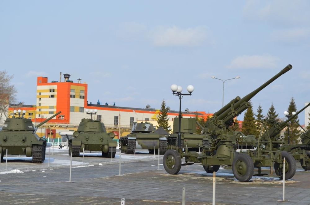 Прогулка по музею военной техники Верхняя Пышма 2014. Артиллерия. 