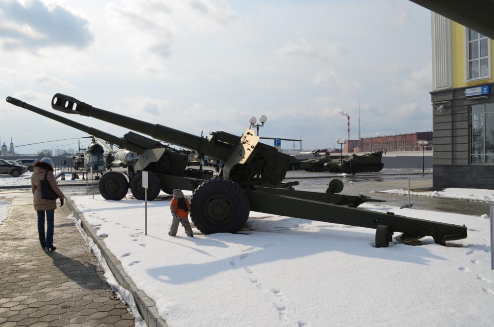 Прогулка по музею военной техники Верхняя Пышма 2014. Артиллерия. 