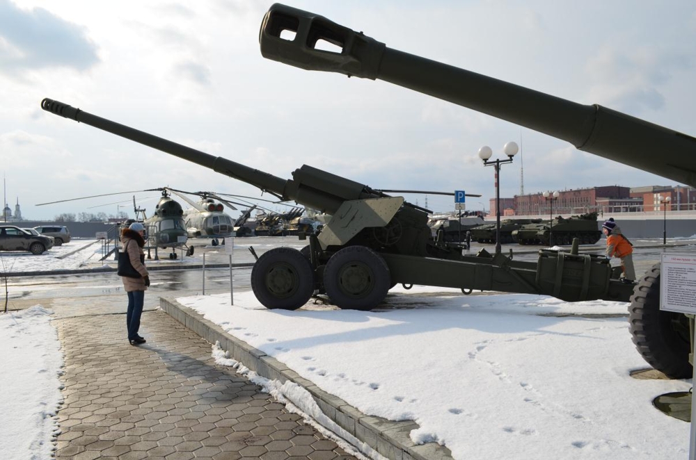 Прогулка по музею военной техники Верхняя Пышма 2014. Артиллерия. 