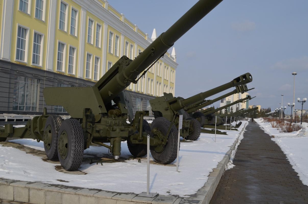 Прогулка по музею военной техники Верхняя Пышма 2014. Артиллерия. 