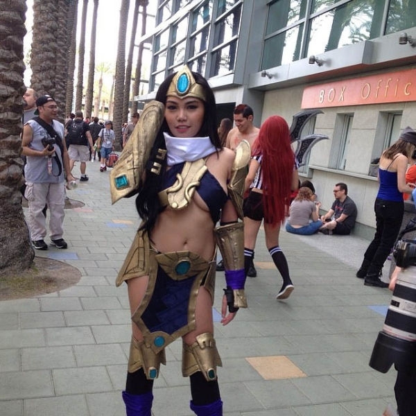 Девушки с Wondercon 2014