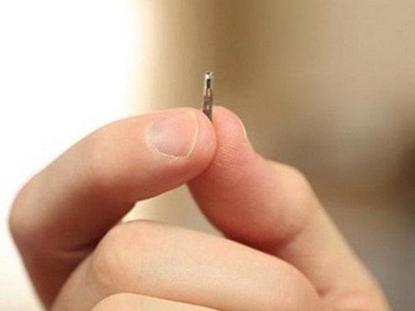 В США начали вживлять под кожу электронные чипы