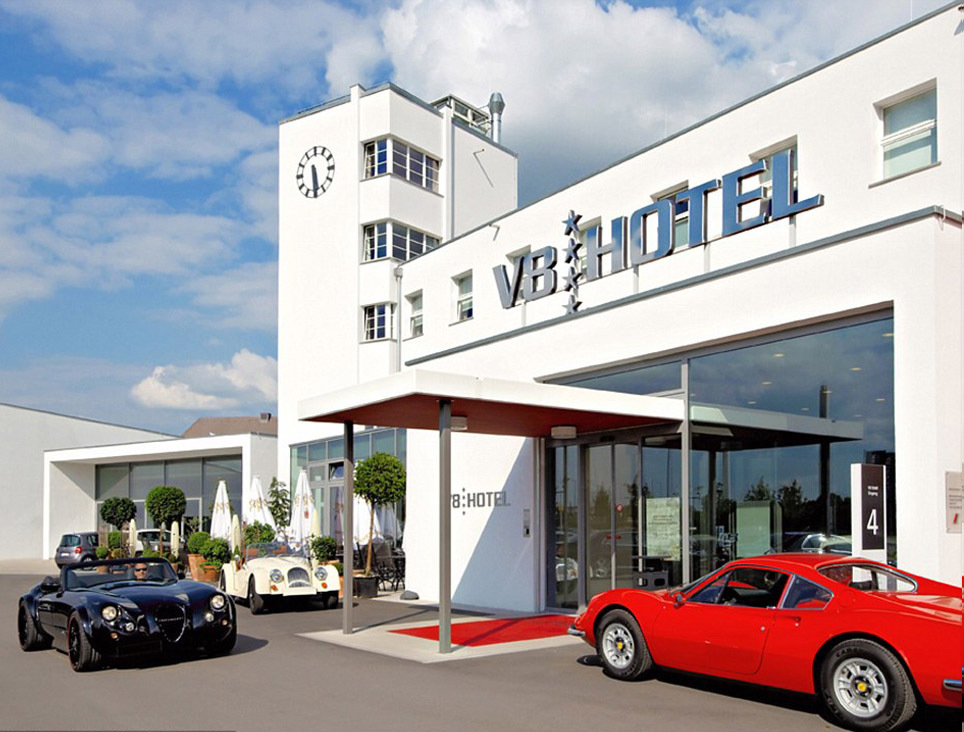 V8 Hotel в Германии