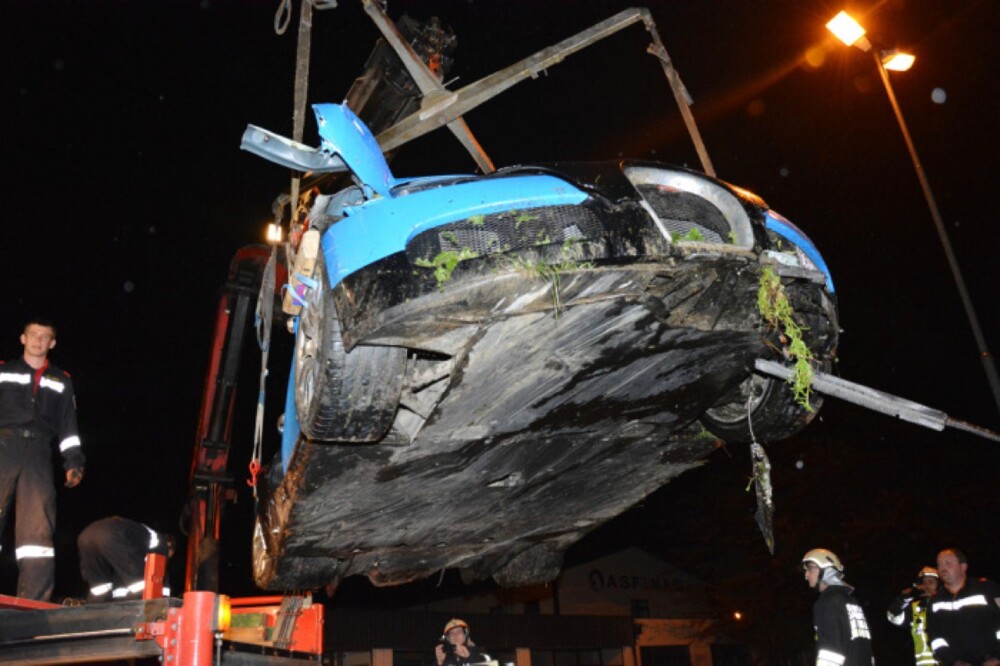 В Австрии разбили гиперкар Bugatti Veyron