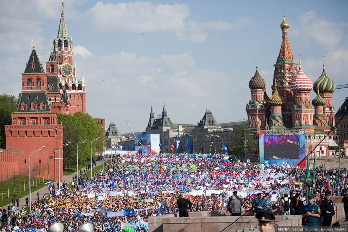 Первомайское шествие по Красной площади