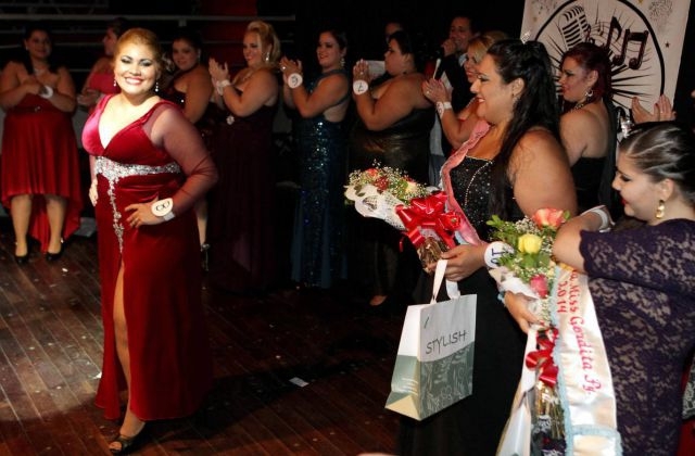 Парагвайский конкурс красоты, кому за 100...кг