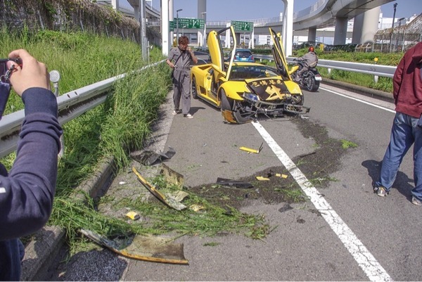 Авария с Lamborghini diablo в Японии
