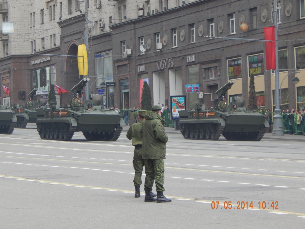 Последний прогон перед Парадом Победы 9 мая 2014.