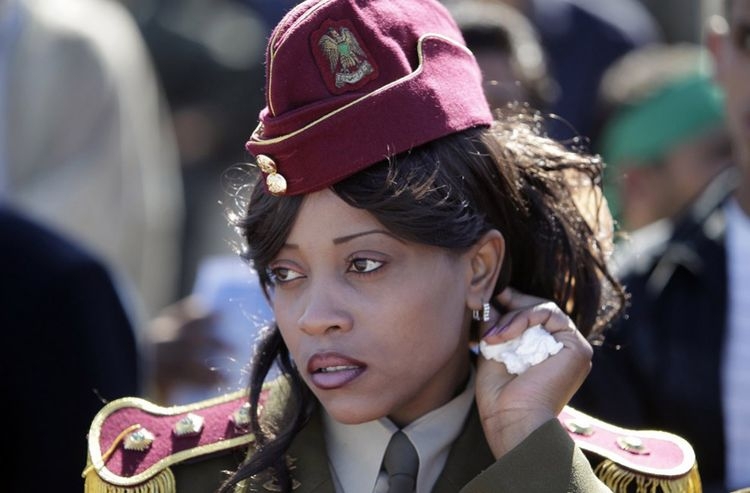 Фото подборка женщин на службе в армиях разных стран