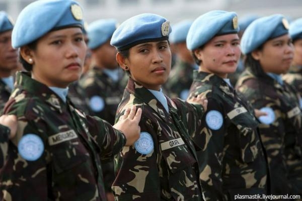 Фото подборка женщин на службе в армиях разных стран