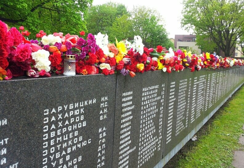 Празднование Дня Победы и траур по Одесситам