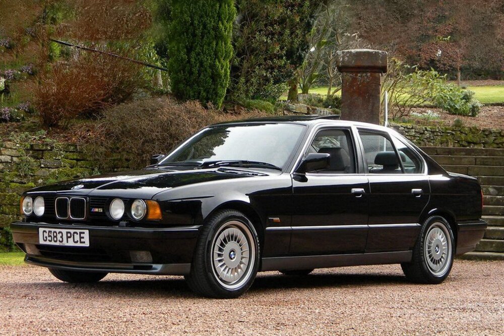 Как менялся BMW M5 за 30 лет