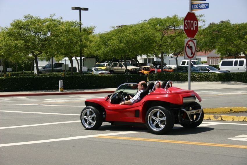 Электрические багги Meyers Manx