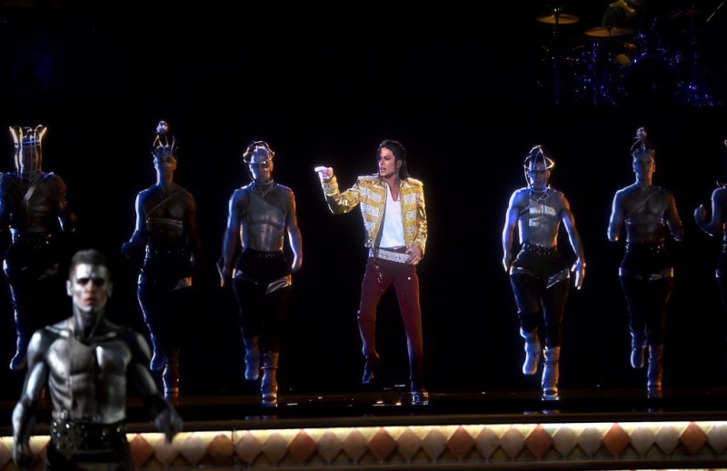 Голографическое выступление Майкла Джексона на премии Billboard Music 