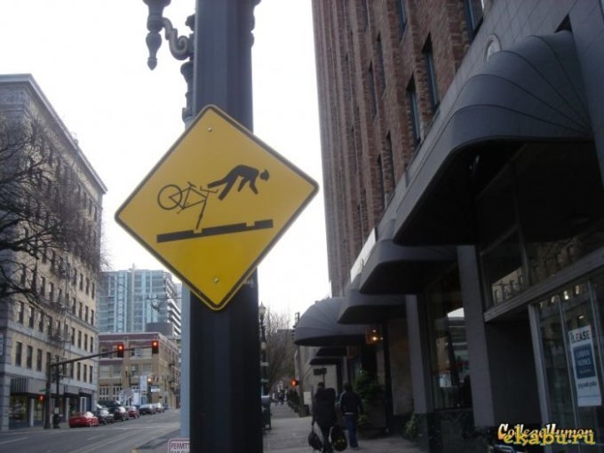 Творчество на тему дорожных знаков