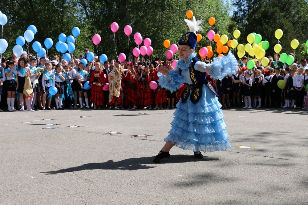 25 мая в гимназии №46  в Алматы