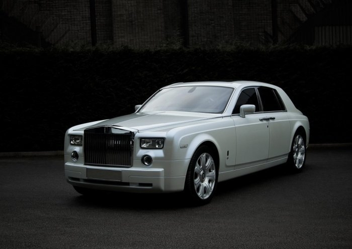  24-летний житель Шахтинска (Казахстан) запилил Rolls-Royce Phantom