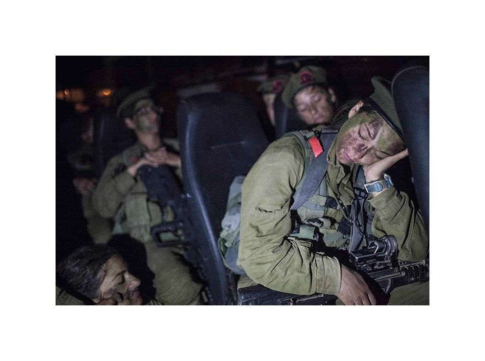 Как проходит служба женщин в армии Израиля
