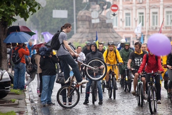 Велодень 2014 в Киеве. Фотоподборка от Clashot