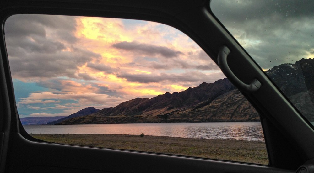 Новая Зеландия из окна автомобиля
