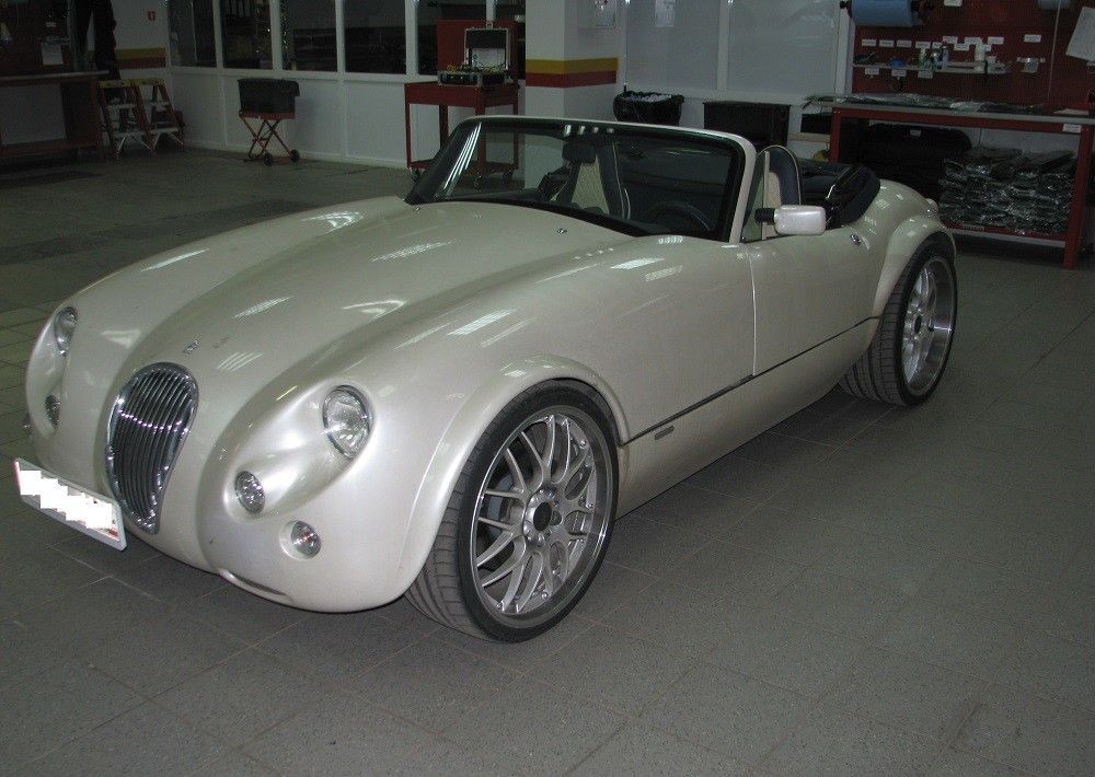 Замена лобового стекла на Wiesmann