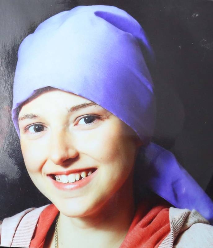 Умершая от рака девочка оставила родным душераздирающее послание