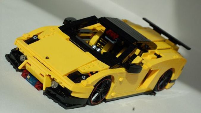 10 самых крутых машинок Lego