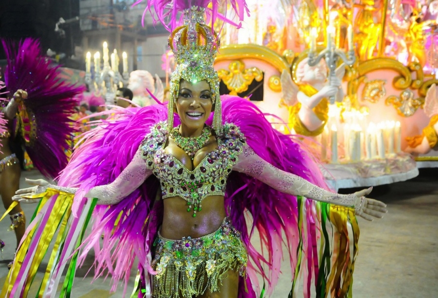 Зажигательный Бразильский карнавал