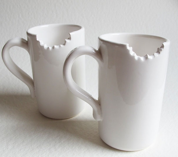 Чашки и кружки различного дизайна. 