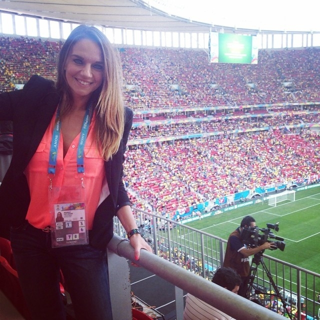 5 самых красивых журналисток чемпионата мира 2014