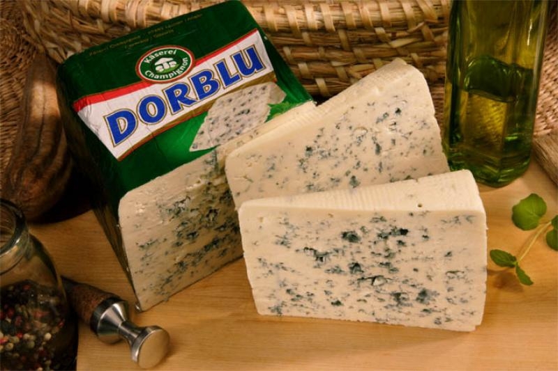 ТОП-10 самых вкуснейших сыров в мире