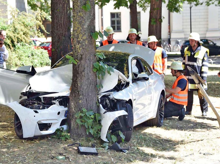 В Германии разбили BMW М4