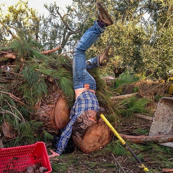 «Как падают люди» — концептуальный и забавный проект Сандро Джиордана