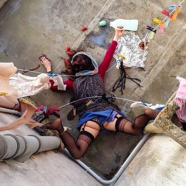 «Как падают люди» — концептуальный и забавный проект Сандро Джиордана