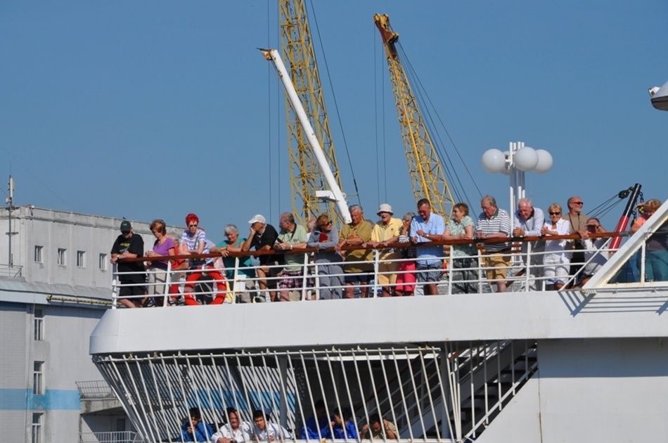 Впервые за курортный сезон в Одессу зашел круизный лайнер-тысячник