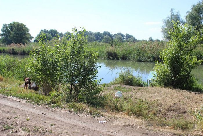 Делаем пляж на речке своими руками