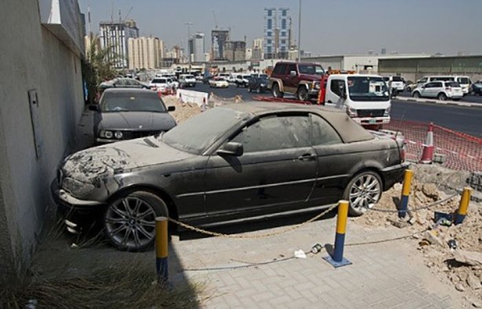  Дубайские авто-беспризорники