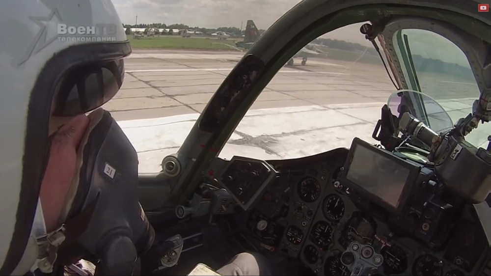 Су-25. Видео с камер Go-Pro из кабины пилота: взлет, полет, посадка